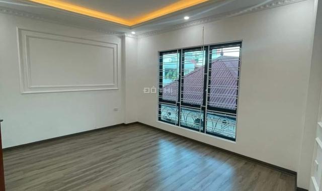 Trung Tâm CG - Nhà Đẹp ở ngay - GẦN PHỐ - 50M ÔTÔ - BA GÁC TRÁNH - DÂN TRÍ CAO - Giá 5.5 TỶ