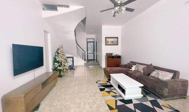 BÁN NHÀ 4 TẦNG KĐT CỘT 5,8 MỞ RỘNG.P.HỒNG HÀ GẦN BÃI TẮM CỘT 8