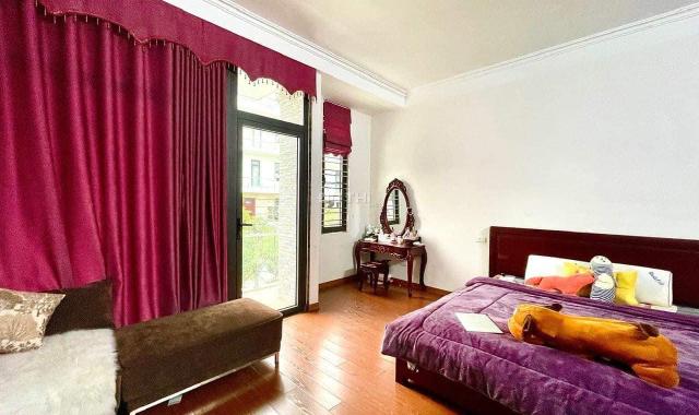 BÁN NHÀ 4 TẦNG KĐT CỘT 5,8 MỞ RỘNG.P.HỒNG HÀ GẦN BÃI TẮM CỘT 8