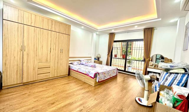 Cầnbán Nhà  riêng Quận Đống Đa. Nhà mới ,ở ngay, 36m x5 tầng. MT3,6m. 4,x tỷ
