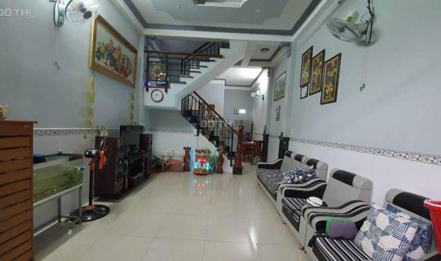 Bán nhà đẹp giá rẻ kề Vinhomes quận 9
