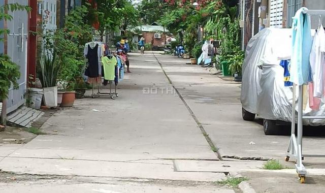 Bán nhà đẹp giá rẻ kề Vinhomes quận 9