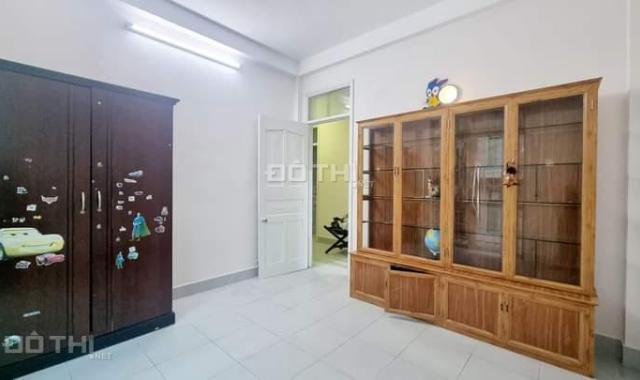 Nhà phân lô ôtô tránh kinh doanh tốt 99M2 phố nghi tàm