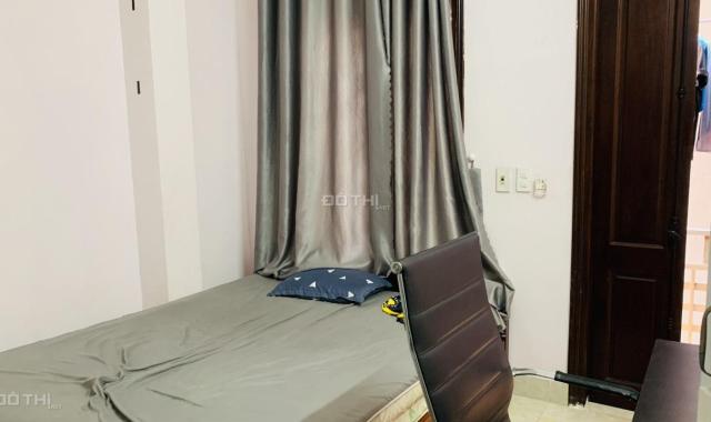 Bán nhà đường Lạc Long Quân, Tây Hồ 45m2 xây 5 tầng cực đẹp, gần phố giá 5.5 tỷ
