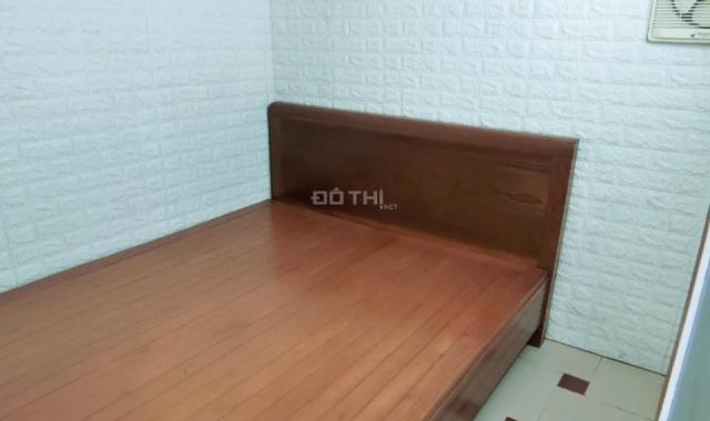 Bán Nhà Tập Thể 11 Ngõ 191 Chợ Khâm Thiên, Ngõ Rộng, Gần Phố DT: 37m/02 Ngủ– Giá: 1.42 Tỷ