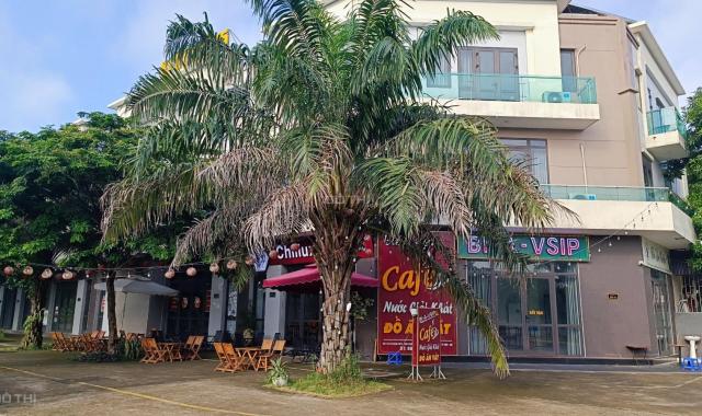 Bán nhà mặt phố bố làm to, đường Hữu Nghị kđt Vsip