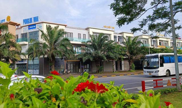 Bán nhà mặt phố bố làm to, đường Hữu Nghị kđt Vsip