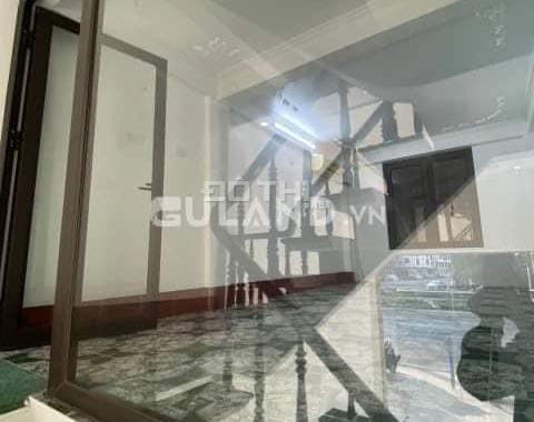 BÁN NHÀ 3 TẦNG MẶT ĐƯỜNG CỘT 2 TRUNG TÂM HẠ LONG. DT:34.5M2,MT:3M !!!