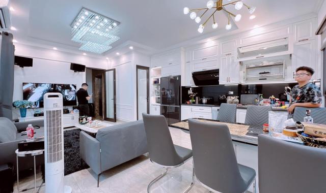 BÁN NHÀ NGUYỄN CHÍ THANH, Ô TÔ, KINH DOANH, 110m2 5T MT5M, GIÁ 20 TỶ