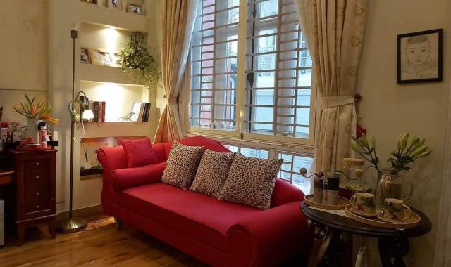 Chính chủ cần bán nhà ngõ 35 phố Nguyễn Thị Định,171 phố Nguyễn Ngọc Vũ 57 m2 x 4 t giá 12 tỷ