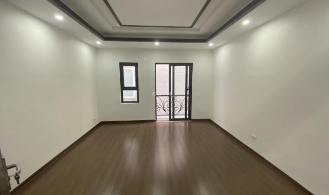 CHUYỂN CHỖ LÀM : Bán nhà Lạc Trung , 51m2 , 3,8 tỷ , nhà ở cực kỳ có LỘC