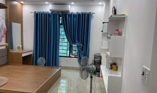 Bán nhà Thanh Trì 48m2 4 tầng nhỉnh 2 tỷ ngay ủy ban Tả Thanh Oai