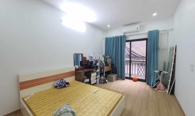 PHÁO ĐÀI LÁNG - NHÀ ĐẸP 30M2 X 5 TẦNG - VUÔNG ĐẸP - MT3.5M - NHỈNH 5 TỶ - Ở SƯỚNG