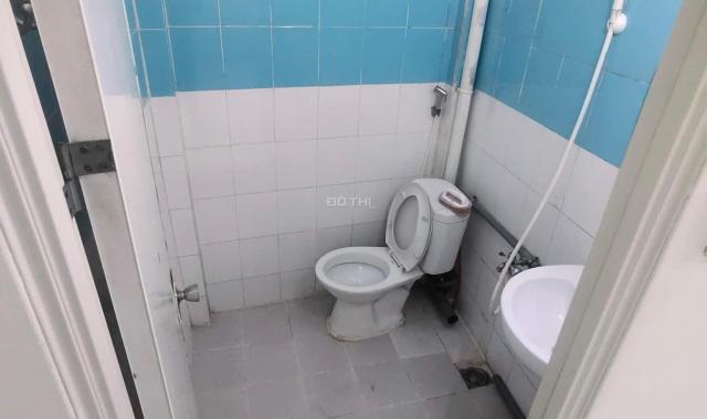 Gần Ecogreen, P Tân Thuận Tây Q7. Trệt lầu, ngang 4m nở hậu 6m. Sổ HR. 2,3 tỷ