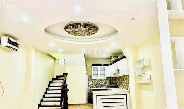 Bán nhà 5 tầng dtich 48m2 ở luôn, gần ô tô giá rẻ ngõ An Dương Vương Tây Hồ. Giá 4.7 tỷ