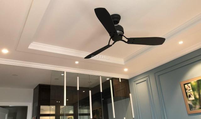 Cần tiền bán gấp căn hộ Mulberry Lane toà E, 3 PN, căn góc số 09, giá bán 4.x tỷ full nội thất