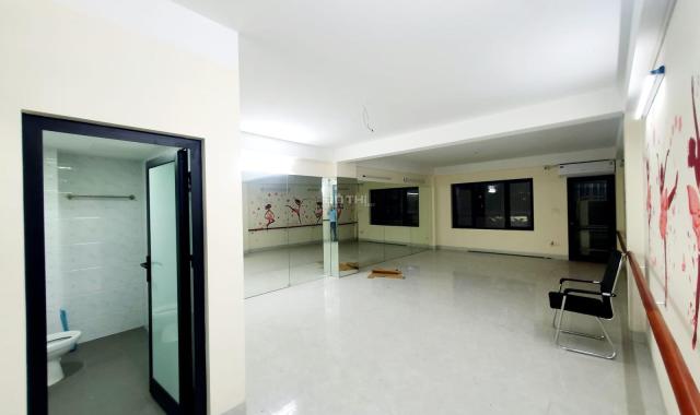 BÁN GẤP TOÀ VĂN PHÒNG MP PHẠM VĂN ĐỒNG, 70M2 × 6 TẦNG, MT 5M, 17.9 TỶ