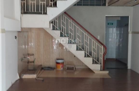 Bán gấp nhà trệt lầu phường Phú cường Thủ dầu một gần chợ dt 4,1x15 thổ cư 100% giá 7ty5
