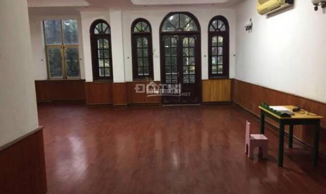 Cho thuê sàn văn phòng rộng 170m2 tại Linh Lang Ba Đình