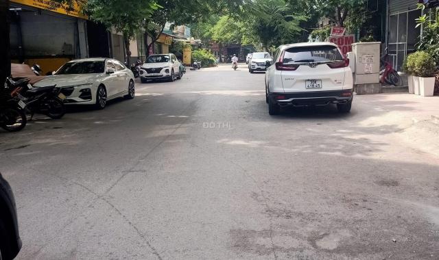 BÁN NHÀ VẠN PHÚC HÀ ĐÔNG,NHÀ ĐẸP OTO ĐỖ CỬA VÀO NHÀ,TẶNG NỘI THẤT NHẬP KHẨU,DẲNG CẤP 5 SAO.