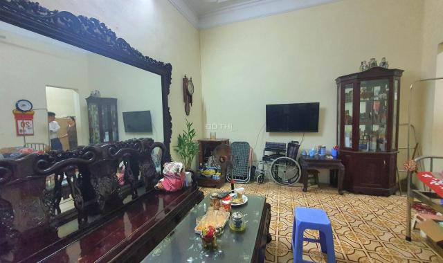 82M2 ĐẤT - PHỐ NGỌC HÀ - SẴN NHÀ 3 TẦNG RƯỠI - MẶT TIỀN 6.1M - VUÔNG ĐẸP - CHỈ 100TR/M2