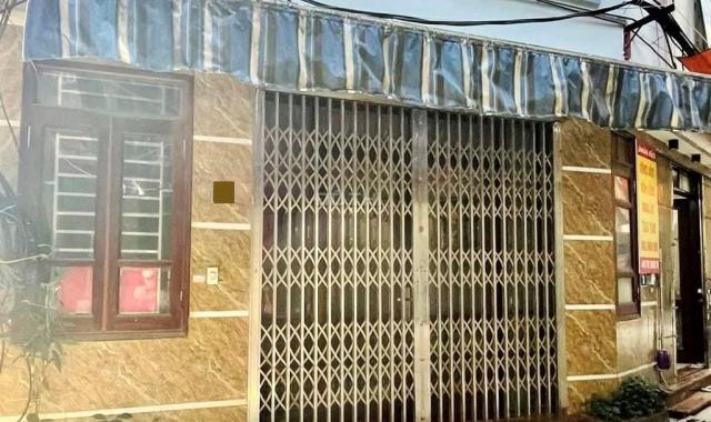 GIA CHỦ CẦN BÁN GẤP NGÔI NHÀ KHƯƠNG ĐÌNH THANH XUÂN DT 40m ,5 tầng, MT 6m