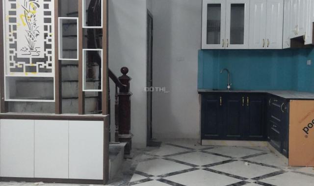 Cần bán gấp nhà gần Cầu Diễn,Hồ Tùng Mậu cách 30 mét ra đường ôtô,31 m2 5 t giá 4,35 tỷ