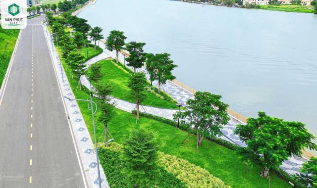 Tôi kẹt quá cần bán gấp lô đất BT view sông trực diện 400m2,rẻ hơn TT 30ty,view cực đẹp