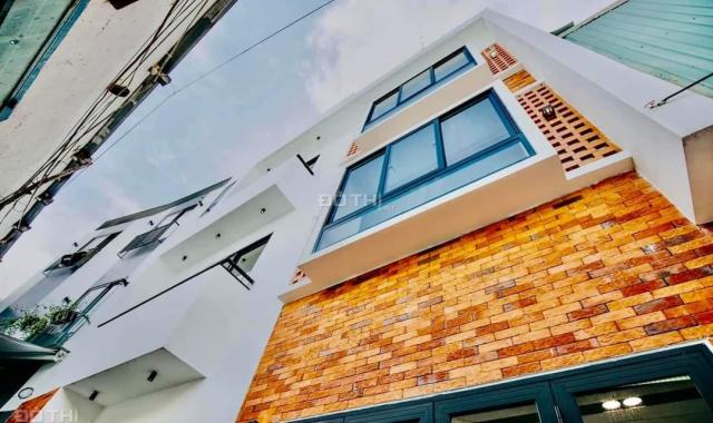 Nhà 4 mê 4 tầng xây mới 100% kiệt đường Tiểu La. Cách đường chính 50m