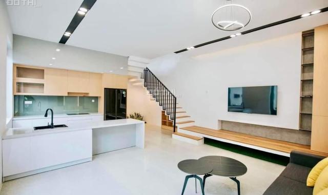 Nhà 4 mê 4 tầng xây mới 100% kiệt đường Tiểu La. Cách đường chính 50m