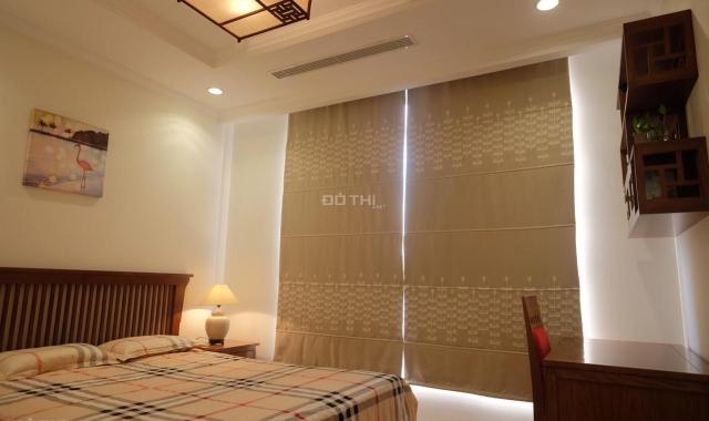 Cần cho thuê căn hộ 2 phòng ngủ tại chung cư Vinhomes Nguyễn Chí Thanh, vào ở được luôn