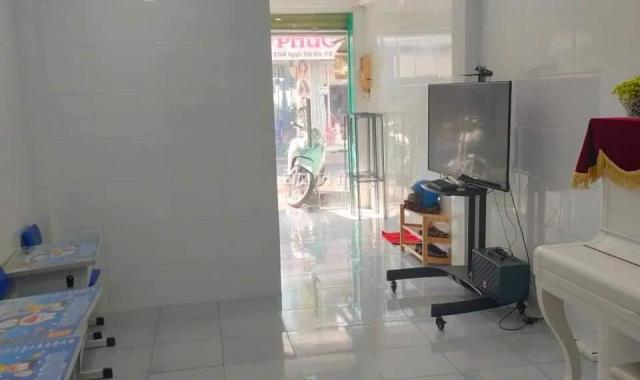 Bán nhà mặt tiền q.4 - đường Nguyễn Thần Hiến - nhà 4T 37.2m2 hiện hữu giá ngộp giảm sâu