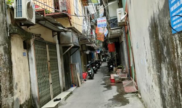 Nhà giảm giá, bán gấp giá rẻ nhà hiếm ful đồ 23m, cấp 4, mặt tiền 3.1m, 640 triệu Trương Định