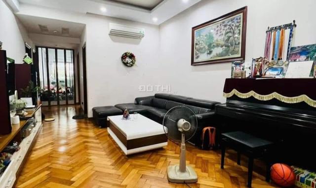 Bán căn hộ tòa vinaconex7 Mỹ Đình - 111m2 full nội thất giá hơn 3 tỷ