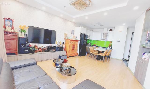 Cần bán căn hộ chung cư cao cấp Hà Đô Park View Dịch Vọng, 92m2, 2PN, tặng full nội thất, có slot ô