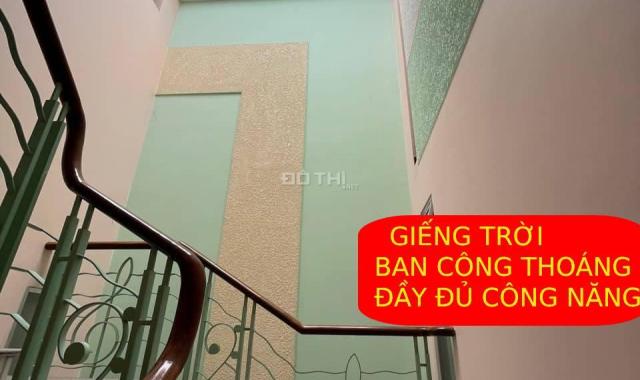 Sát mặt tiền - Hẻm xe tải - 135m2 - 4 tầng – nhỉnh 14ty Nguyễn Thị Thập Q7