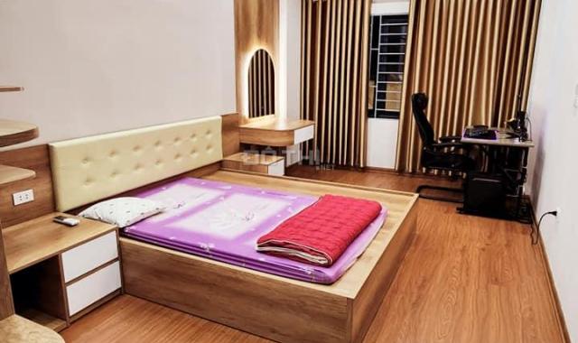 Bán Nhà Quận Đống Đa, Ở Ngay, Tặng Nội thất, 38m x5 tầng. MT3,7m giá 4,x tỷ