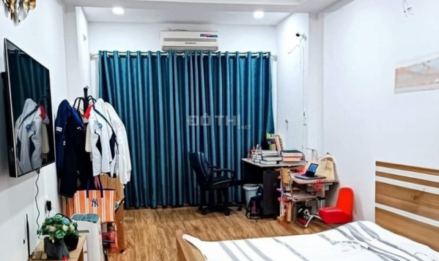 Bán nhà Mạc Thị Bưởi, HBT - Khu VIP hiếm- Ô tô đỗ cửa -36m2 x 4T giá chỉ 4.1 tỷ