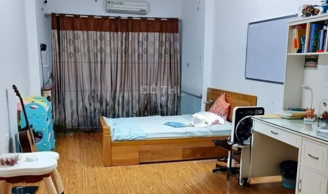 Bán nhà Mạc Thị Bưởi, HBT - Khu VIP hiếm- Ô tô đỗ cửa -36m2 x 4T giá chỉ 4.1 tỷ