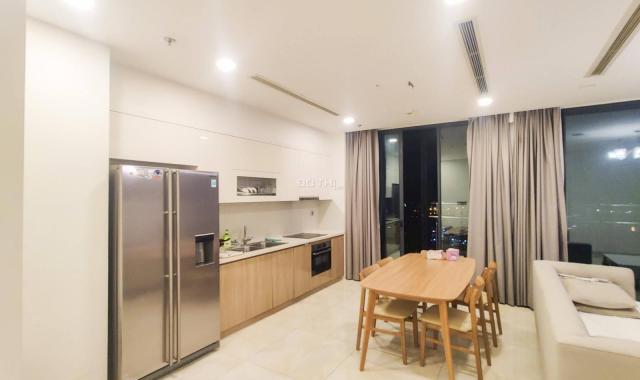 Cho thuê căn Vinhomes Golden River 4PN, 149m2 nội thất của chủ đầu tư