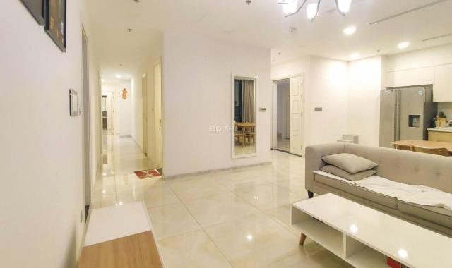 Cho thuê căn Vinhomes Golden River 4PN, 149m2 nội thất của chủ đầu tư