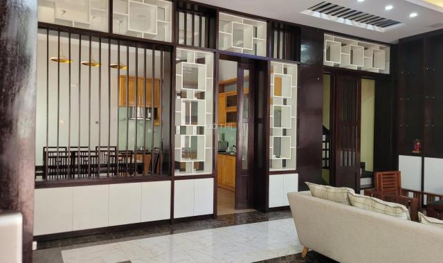 Cho thuê biệt thự cao cấp 130m*3 tầng Vinhome Riveside Long Biên full đồ đẹp giá 35tr/th