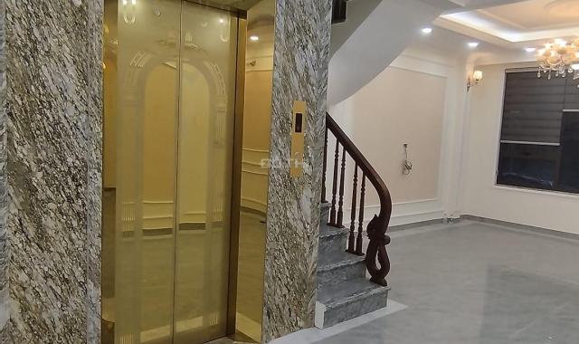 Mặt phố Khương Đình, Thanh Xuân, 258m2, nhỉnh 100 tỷ, mt: 11m, xây 9 tầng, cho thuê 380 tr