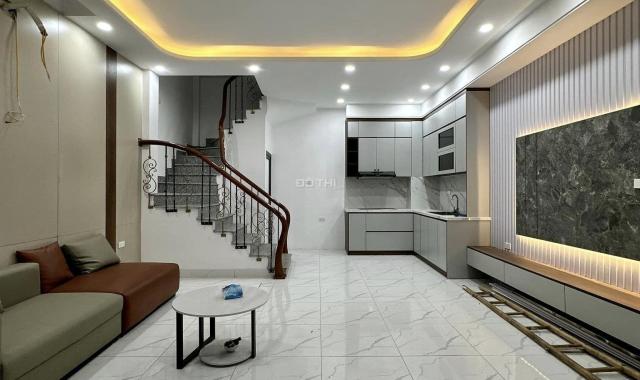 Bán nhà cầu Bươu Thanh Trì 32m2 ô tô đỗ cửa nhỉnh 3 tỷ