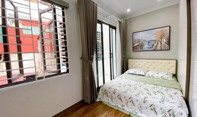 Bán nhà Nguyễn Khang, Cầu Giấy 36m2 xây 5 tầng, cách đường ô tô 10m giá 4.8 tỷ