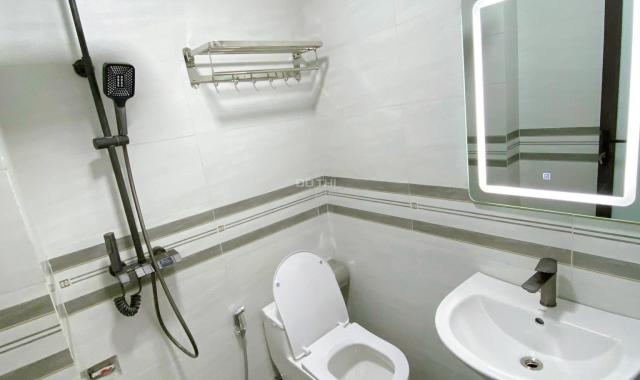 Bán nhà Nguyễn Khang, Cầu Giấy 36m2 xây 5 tầng, cách đường ô tô 10m giá 4.8 tỷ
