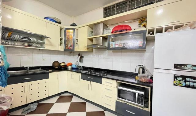 Bán Nhà Quận Đống Đa, Ở Ngay, Dân Xây, Ngõ Rộng. 37m x5 tầng.MT3,9m. 4,x tỷ
