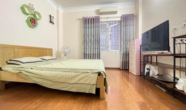 Bán Nhà Quận Đống Đa, Ở Ngay, Dân Xây, Ngõ Rộng. 37m x5 tầng.MT3,9m. 4,x tỷ