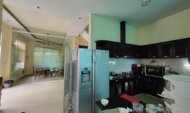 Bán biệt thự tại Đỗ Xuân Hợp, Phường Phước Long B, Quận 9, HCM diện tích 187,5 m2 giá 29,9 tỷ