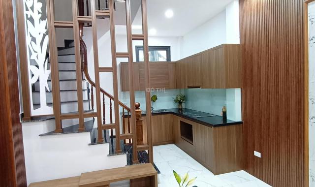 Siêu rẻ. Nhà Mỹ Đình dân xây, DT 32mx5T, MT 4m, lô góc, gần oto, ở cực thích chỉ hơn 3 tỷ